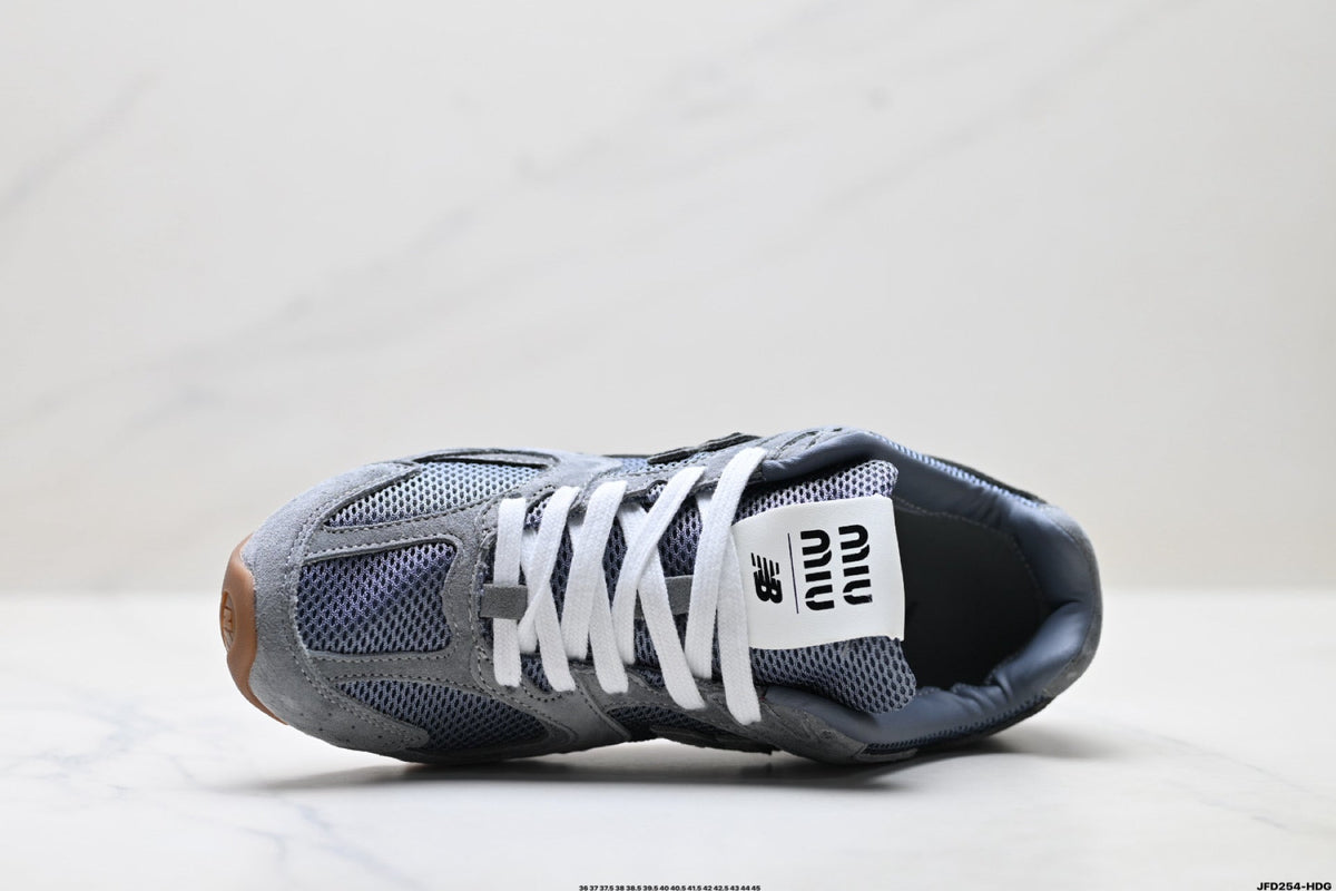 530 SL Retro Sneakers – Grey Gum